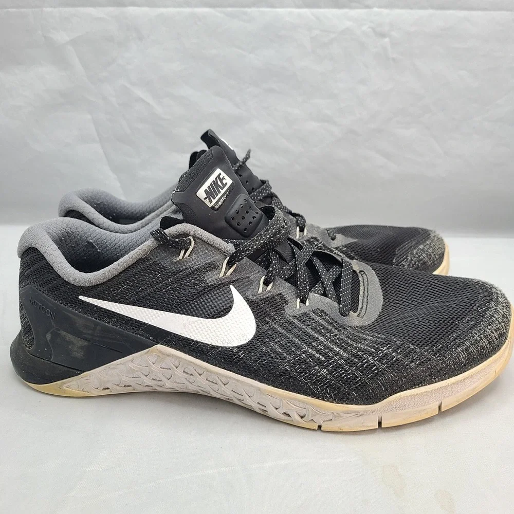 Nike Metcon 3 Womens Size 9 Shoes Black White 849807-001 Crossfit Lifting Runner